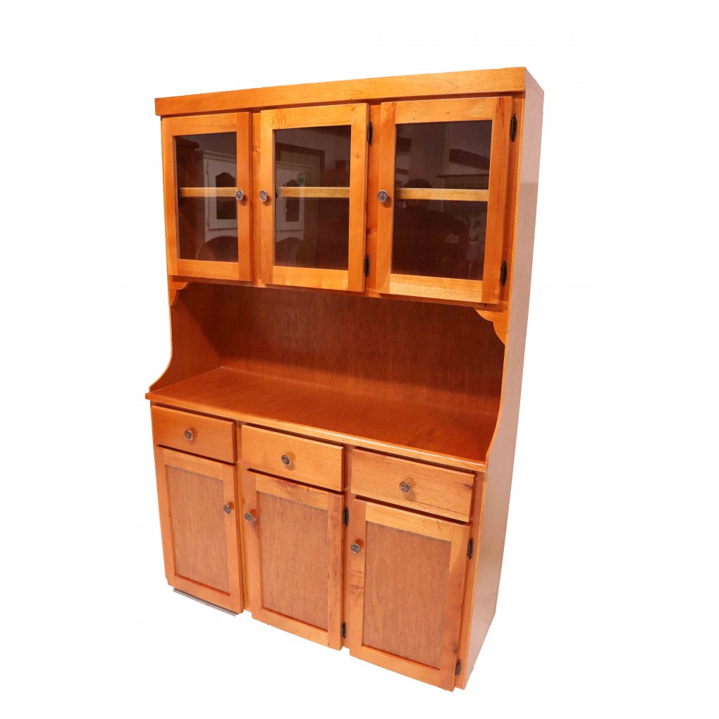 Kitchen Cupboard Cedar/Ply